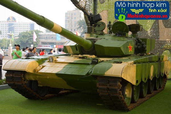 Một chiếc xe tăng Type-99 của Trung Quốc đang trưng bày