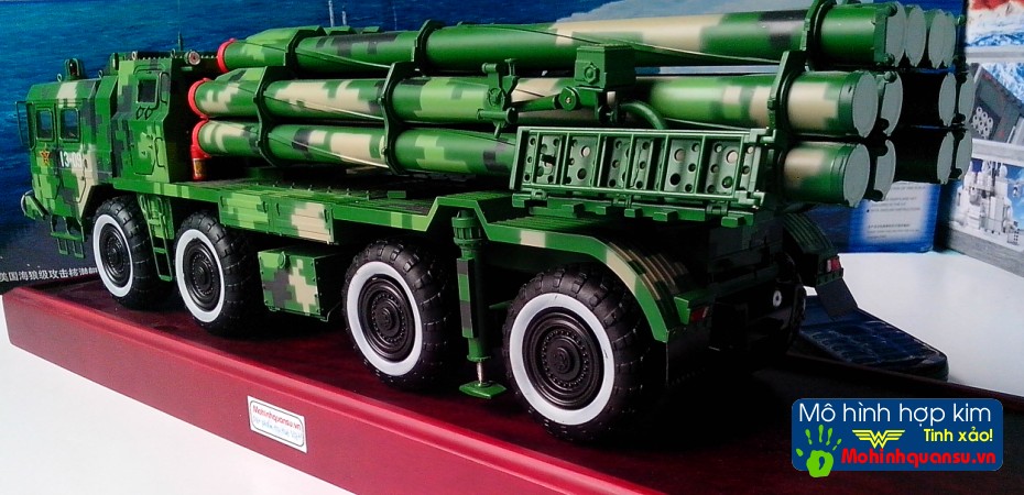 Mô hình tên lửa S300 tại Việt Nam