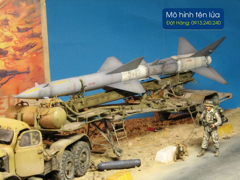 Mô hình tên lửa Sam2 tại Việt Nam